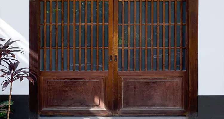 Accordion Patio Doors Repair in Bloomingdale, FL