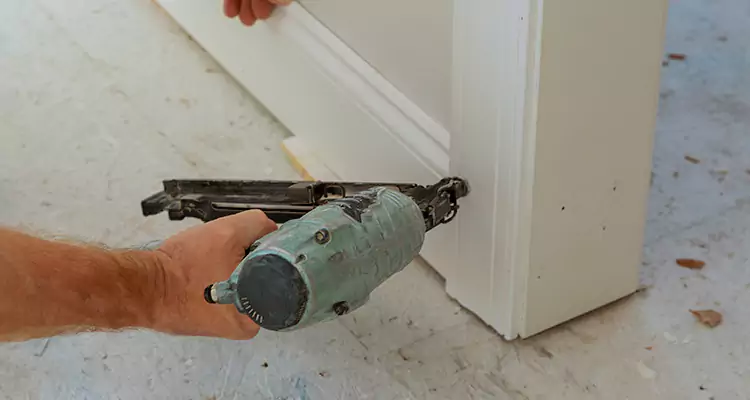 Fix Garage Door Panel in Bloomingdale, FL