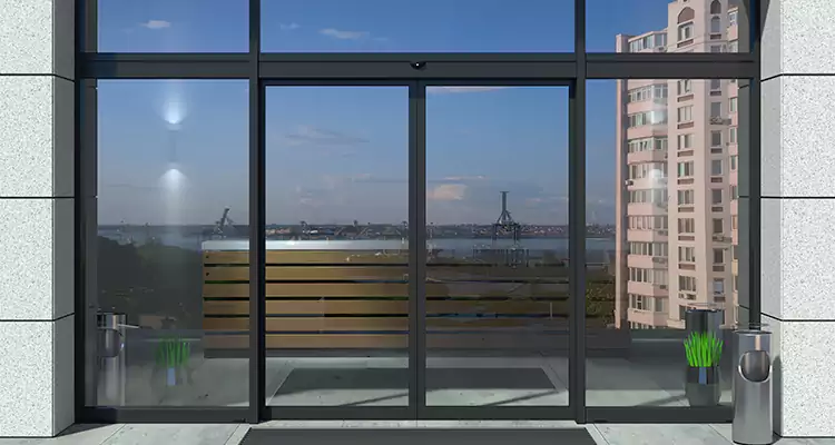 Our Patio Door Casing Repair Services in Bloomingdale, FL