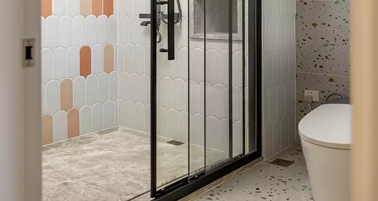 Sliding Shower Door Repair in Bloomingdale, FL