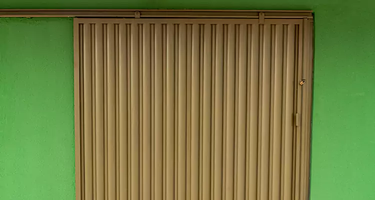 Wooden Sliding Door Stuck Repair Services in Bloomingdale, FL