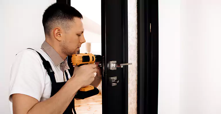 Aluminum Storefront Doors Repair in Bloomingdale, FL