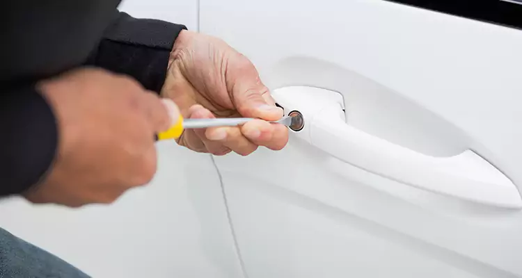 Door Knob Repair Plate in Bloomingdale, FL