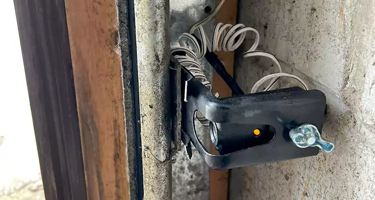 Fix Broken Garage Door Sensor in Bloomingdale, FL