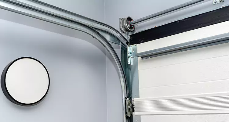 Garage Door Cable Repair Cost in Bloomingdale, FL
