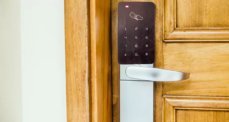 Keyless Hotel Door Locks Repair in Bloomingdale, FL