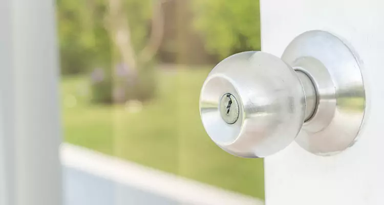 Patio Door Mechanism Jammed in Bloomingdale, FL