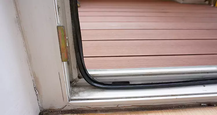 Repair Patio Doors Leaking at Bottom in Bloomingdale, FL