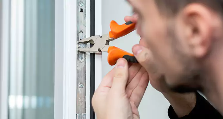 Patio Door Latch Repair in Bloomingdale, FL