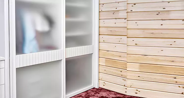 Sliding Closet Door Rollers Replacement in Bloomingdale, FL